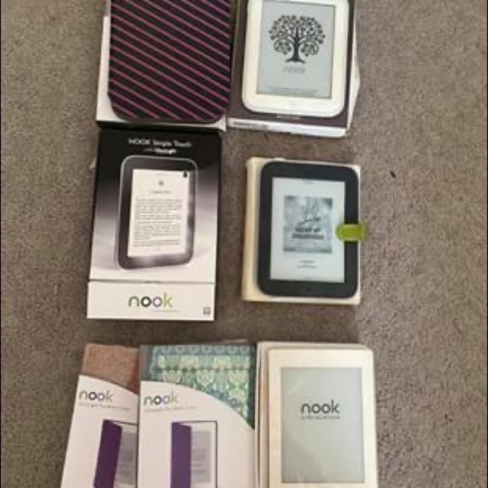Three Barnes and Noble Nooks
